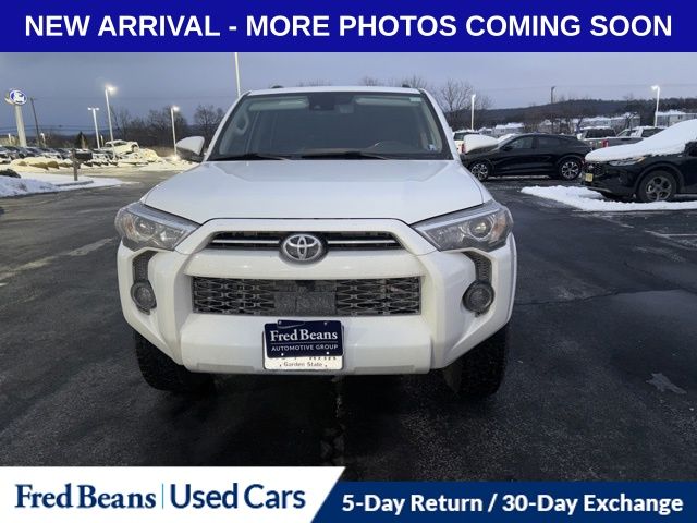 2024 Toyota 4Runner SR5 Premium's photo