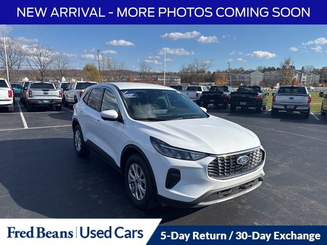2023 Ford Escape