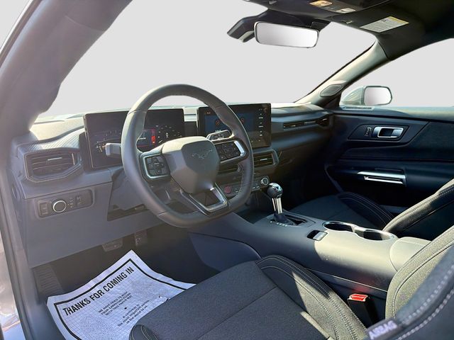 2026 Ford Mustang GT Fastback - Photo 12