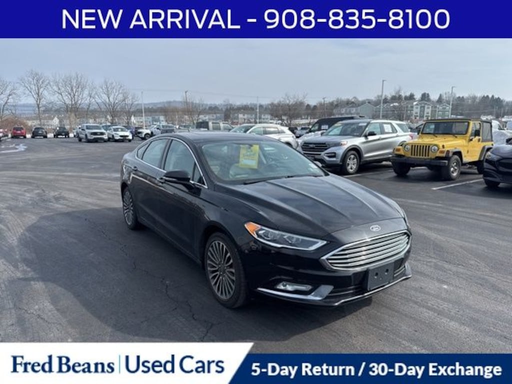 Used 2017 Ford Fusion SE Sedan