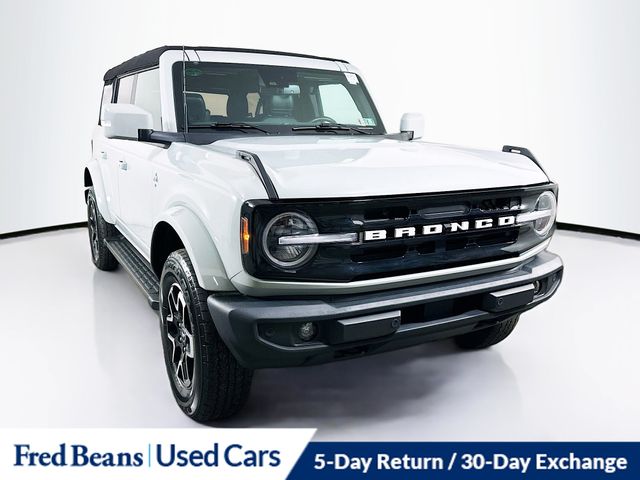 2023 Ford Bronco Outer Banks 4x4's photo