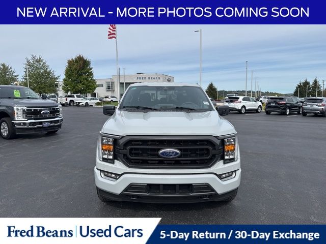 2023 Ford F-150 XLT photo 2