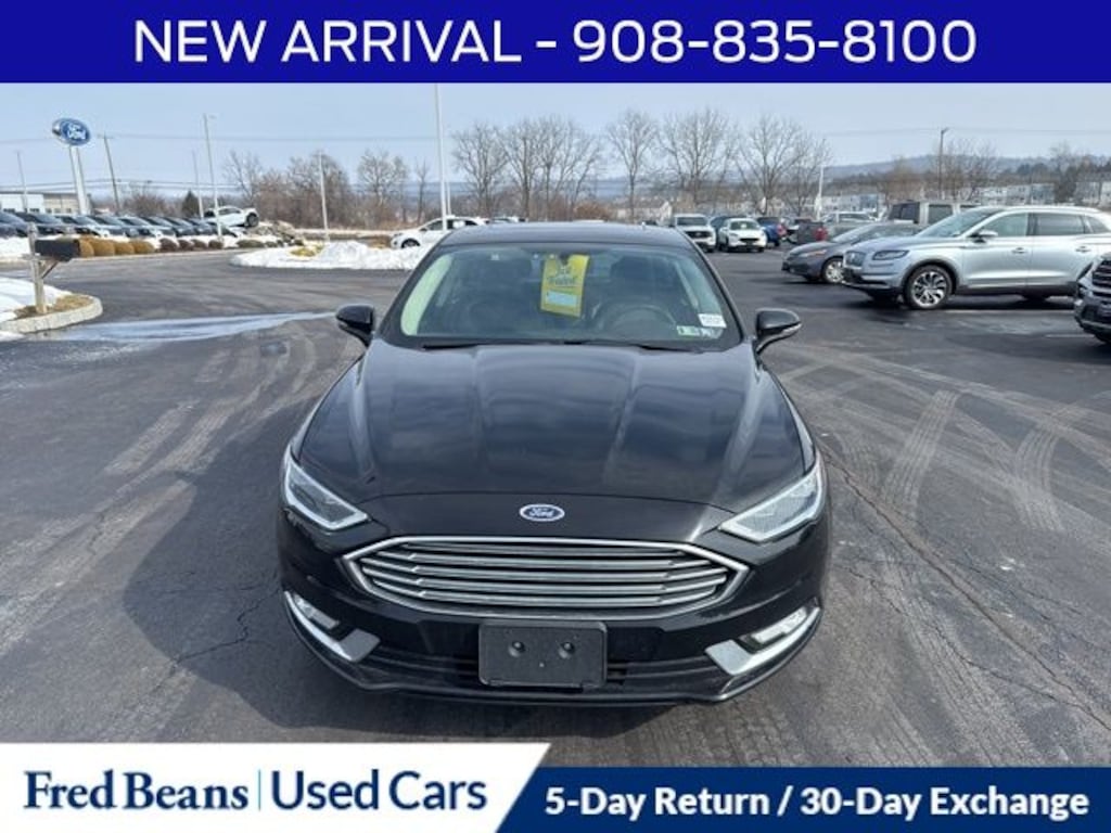 Used 2017 Ford Fusion SE Sedan