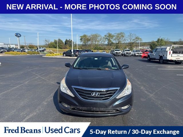 2013 Hyundai Sonata GLS photo 2