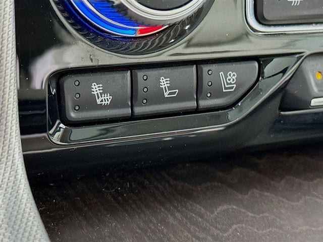 2023 GMC Yukon XL Denali - Photo 28