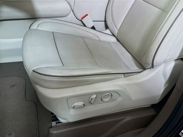 2023 GMC Yukon XL Denali - Photo 27