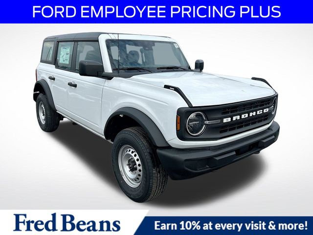 2025 Ford Bronco Base 4x4's photo