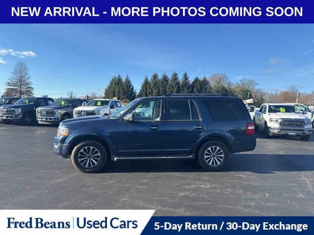 2016 Ford Expedition XLT photo 3