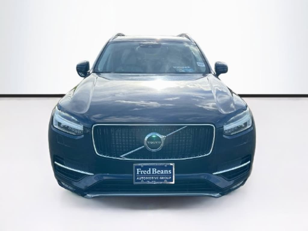 Used 2016 Volvo XC90 T6 Momentum SUV