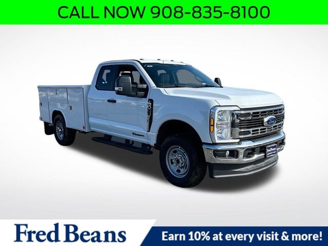 2026 Ford F-350 Chassis TRUCK 