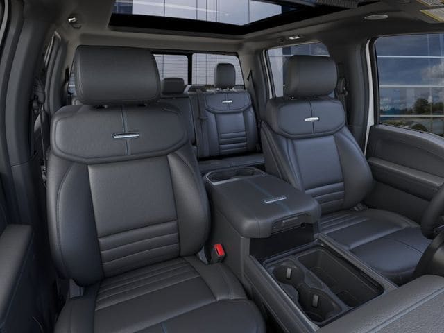 2026 Ford F-250 Super Duty Platinum - Photo 15