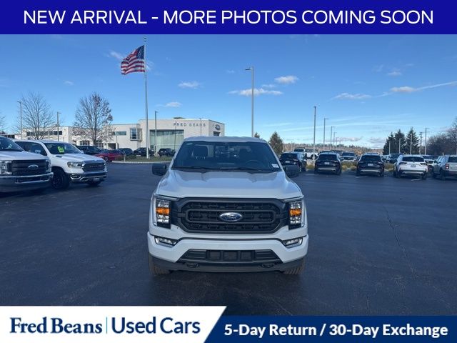 2023 Ford F-150 XLT photo 2