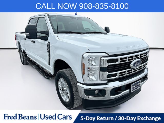 2025 Ford F-250 CREW CAB TRUCK 