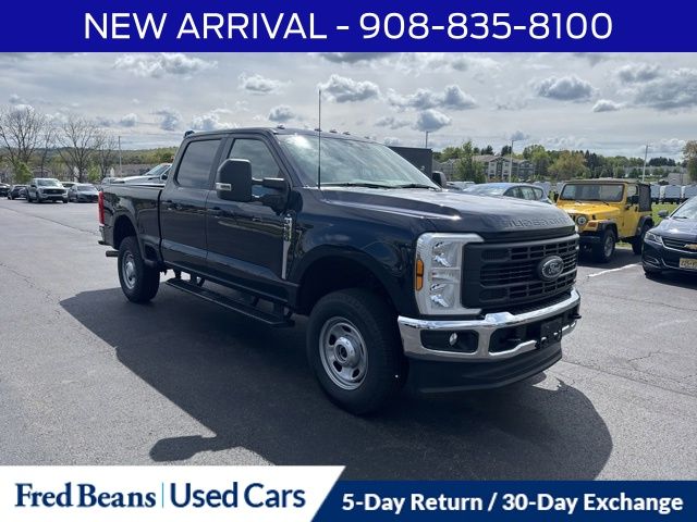 2024 Ford F-350 CREW CAB TRUCK 