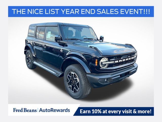2025 Ford Bronco 4-Door Outer Banks's photo