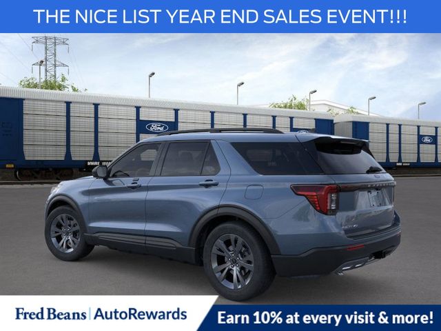 2026 Ford Explorer photo 3