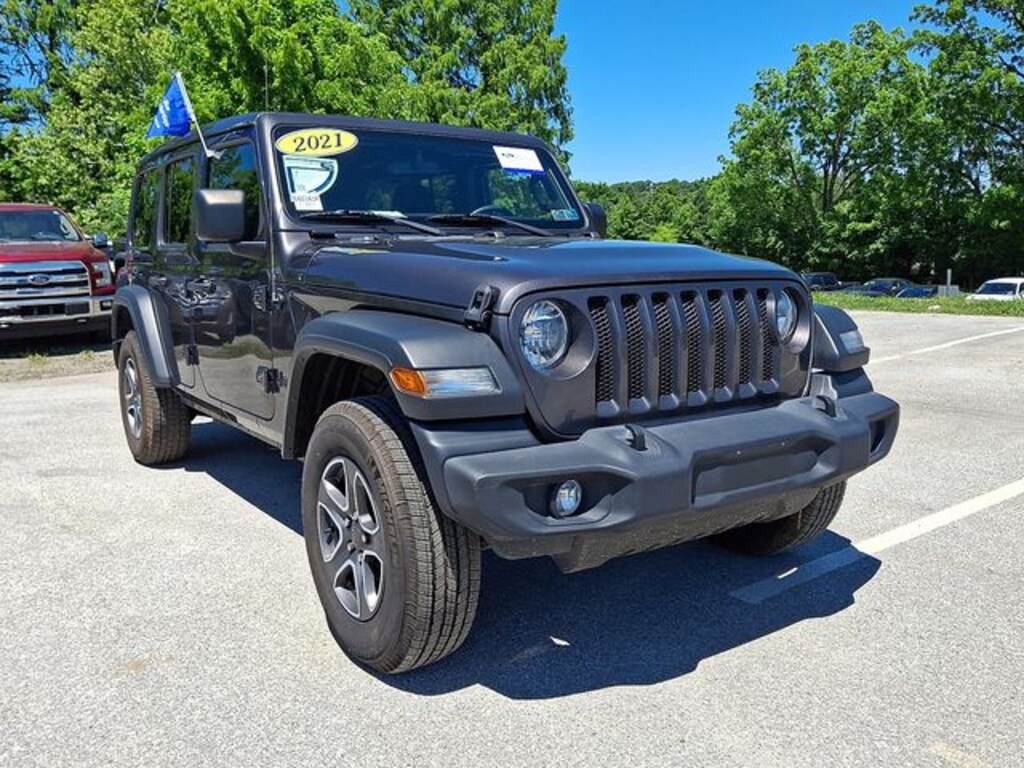 Used 2021 Jeep Wrangler SUV
