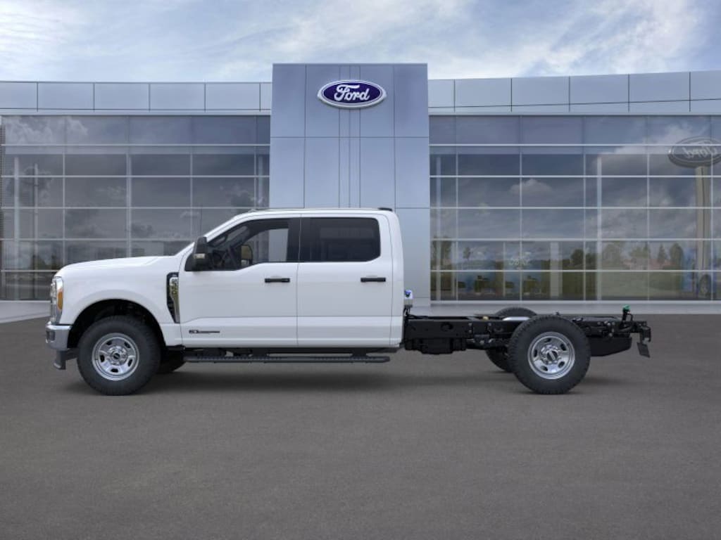 New 2025 Ford F-350 Chassis XL Reading 9 Open Service Body TRUCK