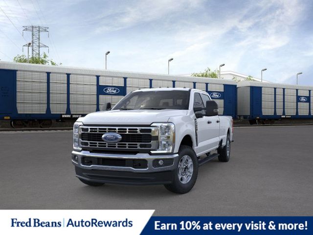 2026 Ford F-250 XLT photo 2