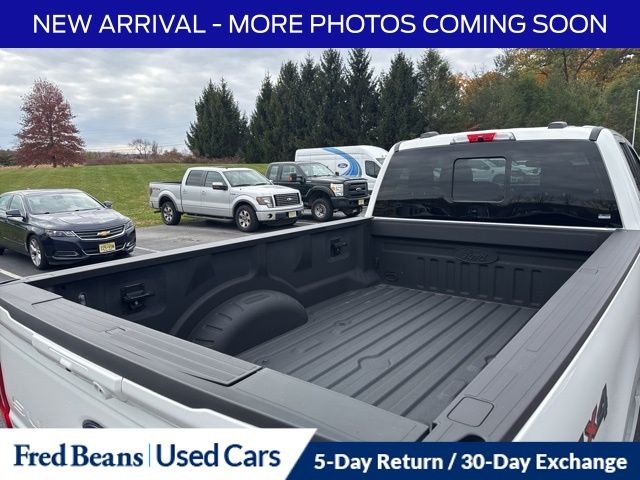 2023 Ford F-250 Lariat photo 4