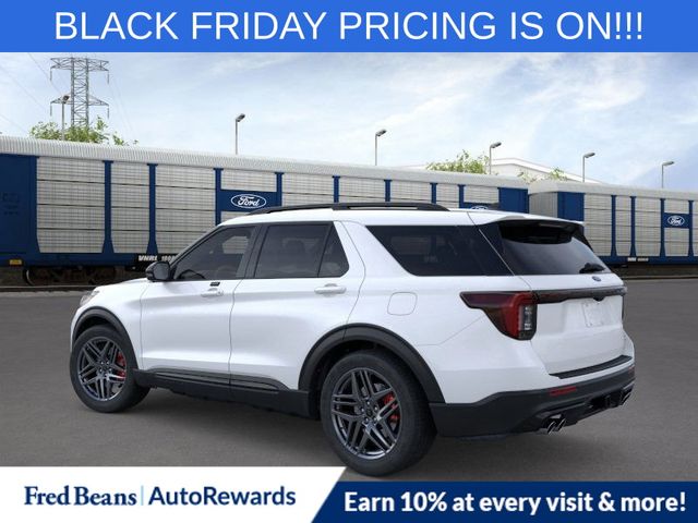 2026 Ford Explorer ST photo 4