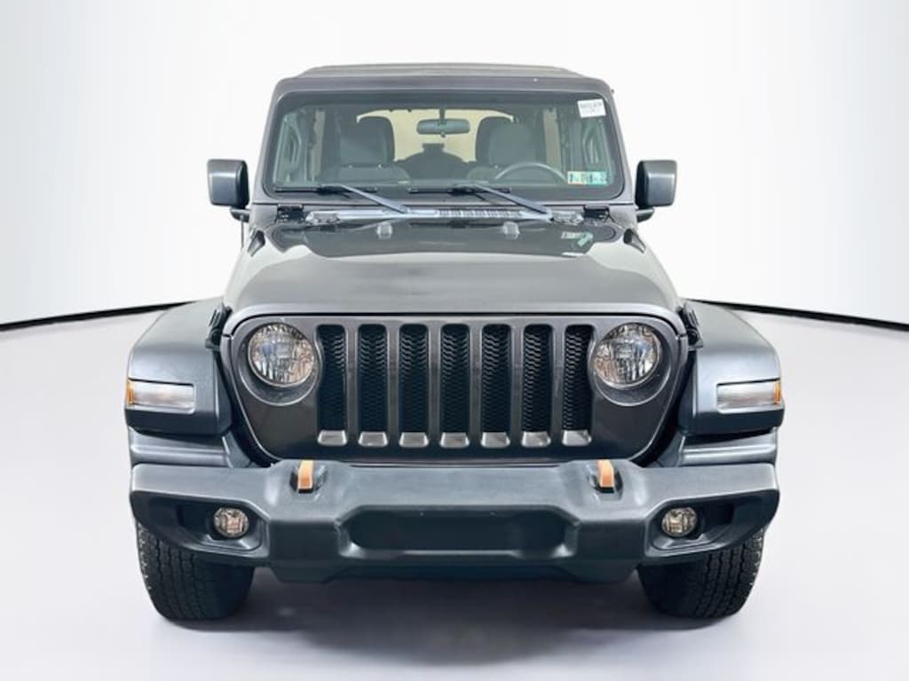 Used 2018 Jeep Wrangler SUV