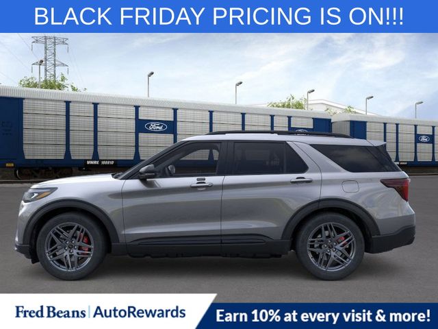 2026 Ford Explorer ST photo 3