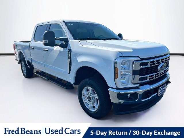 2025 Ford F-250 CREW CAB TRUCK 
