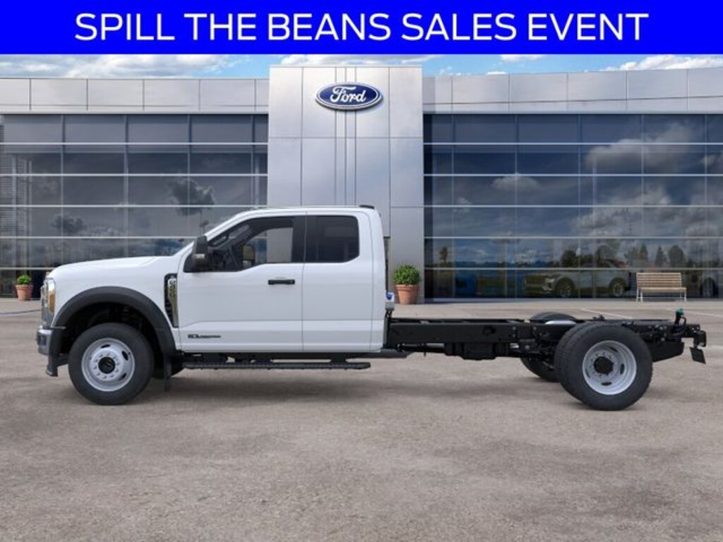 New 2026 Ford F-450 Chassis TRUCK