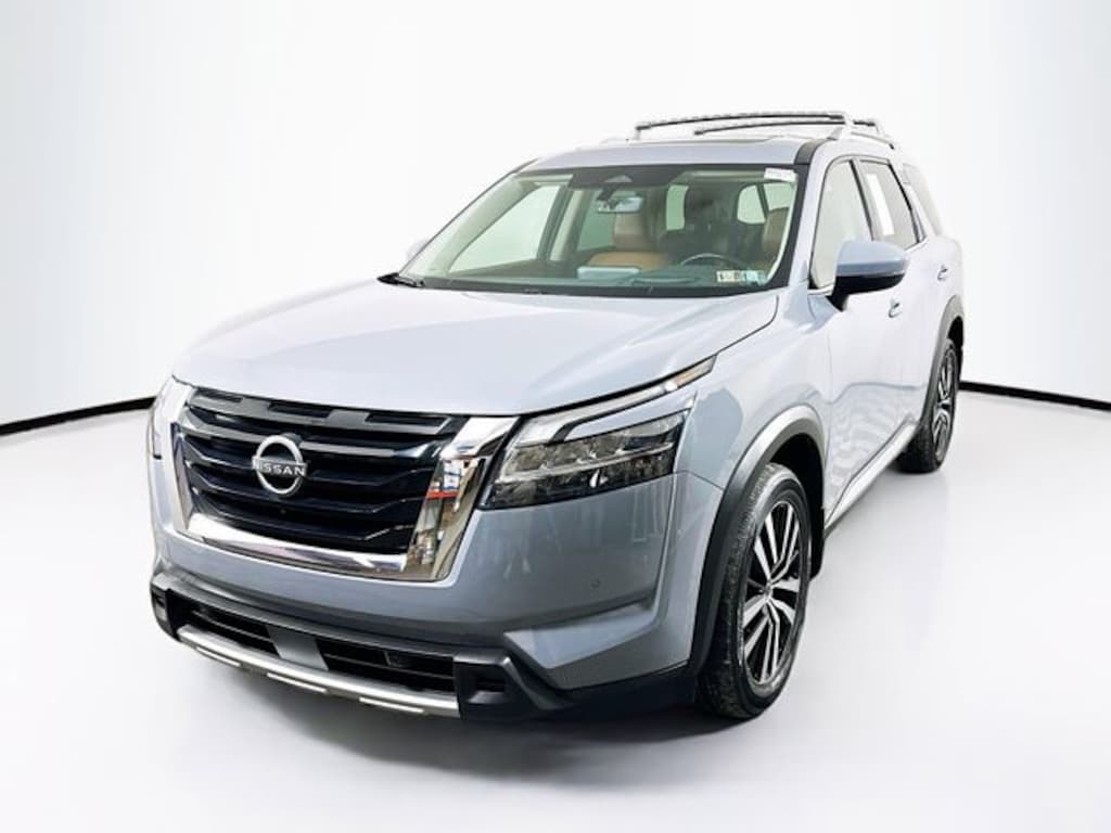 Used 2023 Nissan Pathfinder Platinum SUV