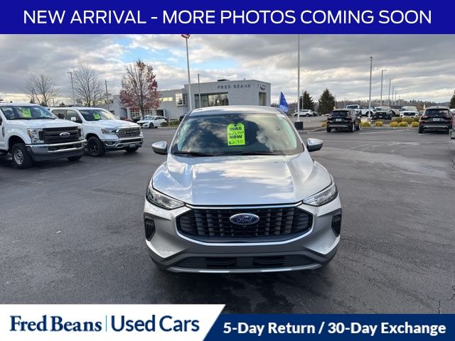 2023 Ford Escape Active photo 2