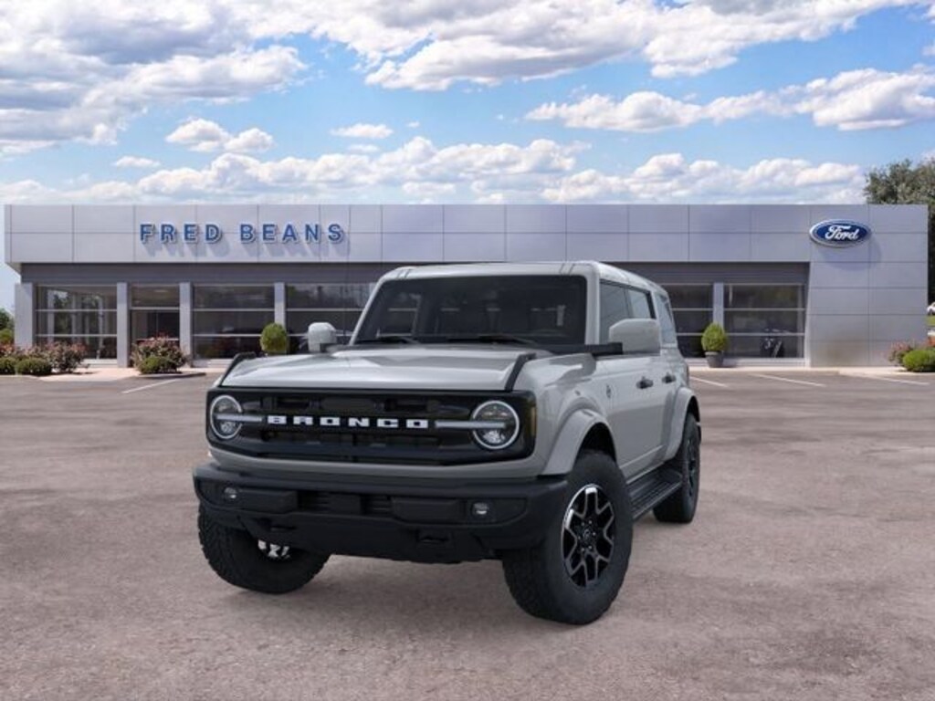 New 2026 Ford Bronco Outer Banks