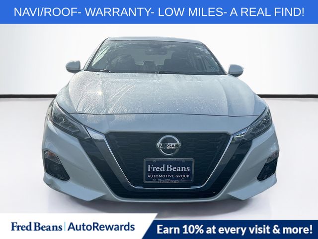 2019 Nissan Altima 2.5 Platinum photo 2
