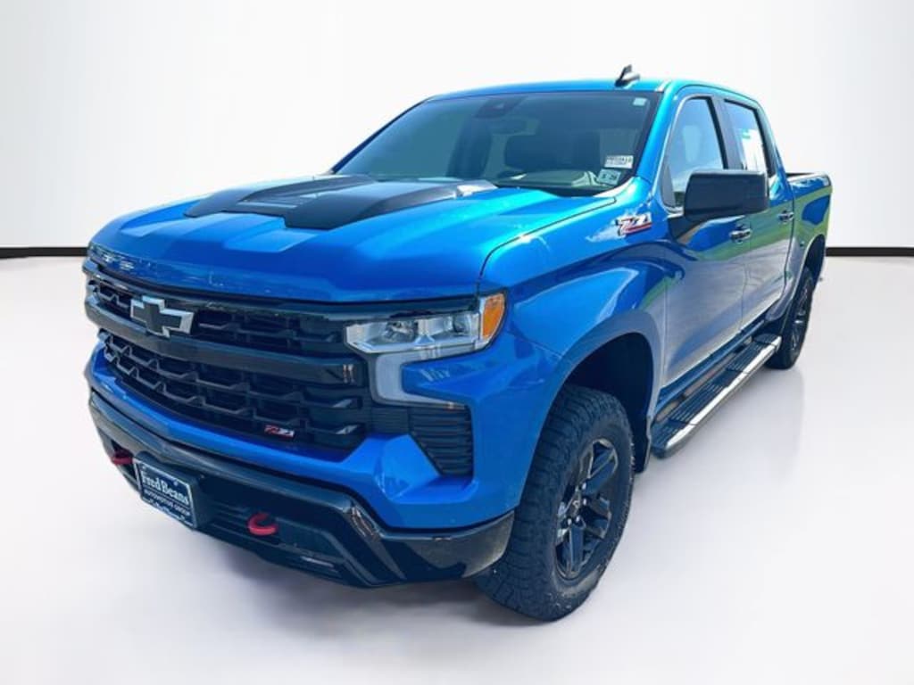Used 2024 Chevrolet Silverado 1500 LT Trail Boss Crew Cab Short Bed Truck