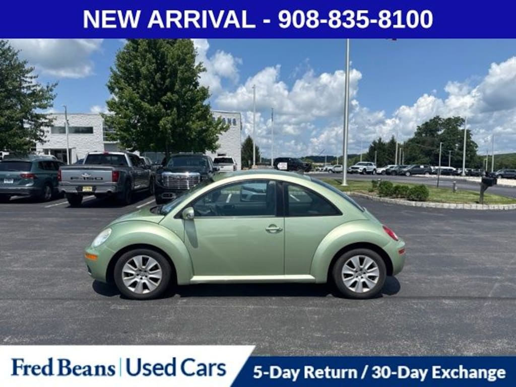 Used 2009 Volkswagen New Beetle 2.5 Hatchback