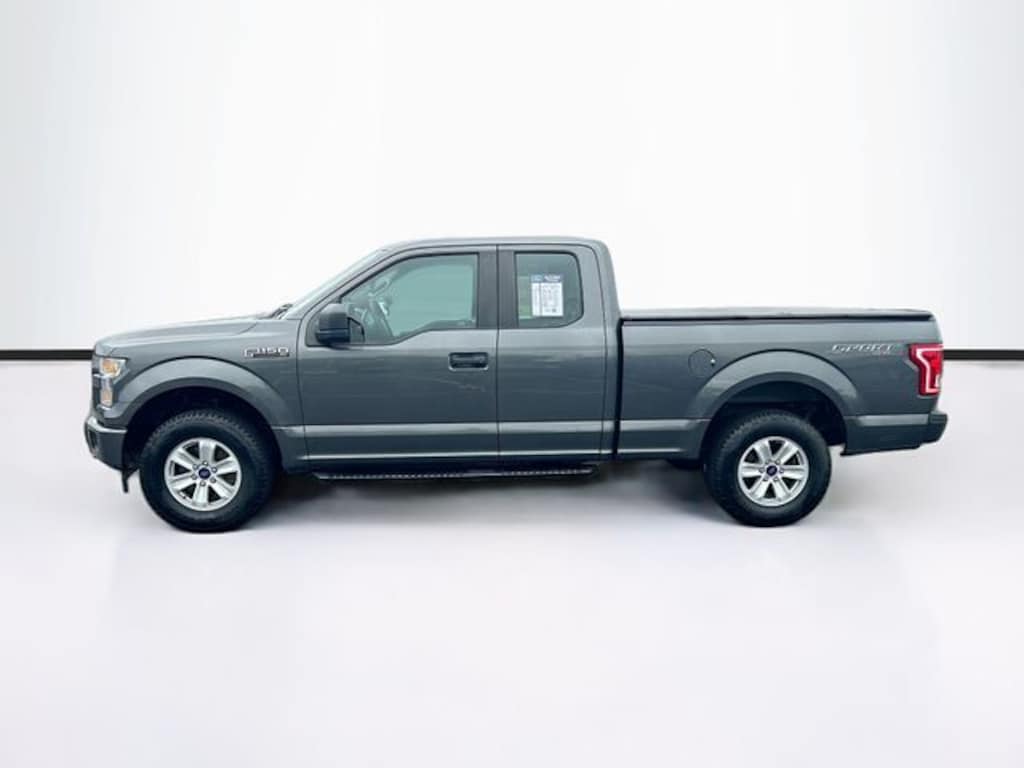 Used 2017 Ford F-150 XL Extended Cab Short Bed Truck