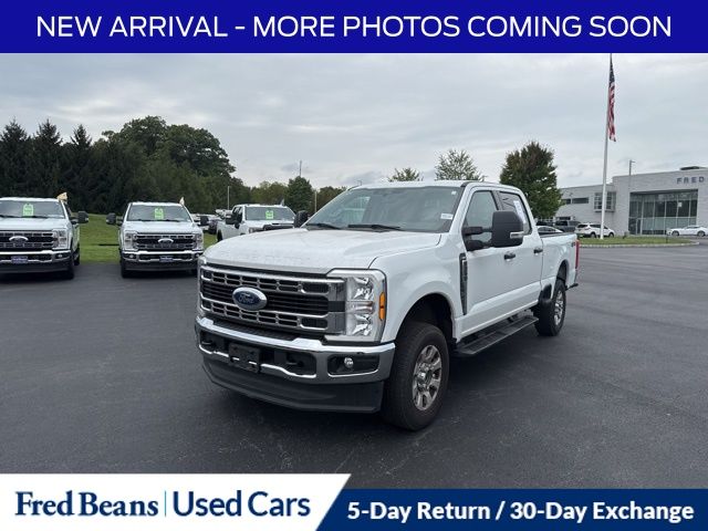 2024 Ford F-250 XLT photo 3