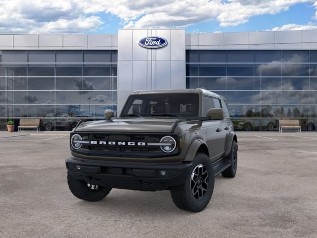 New 2026 Ford Bronco Outer Banks SUV