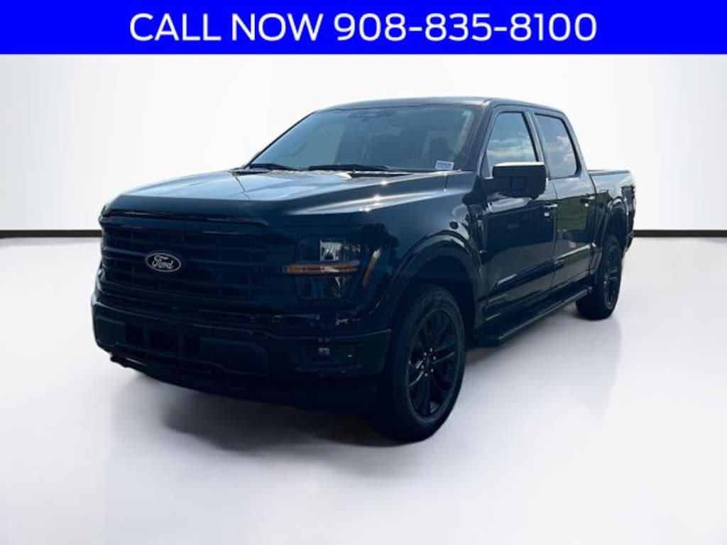 New 2025 Ford F-150 XLT Crew Cab Truck