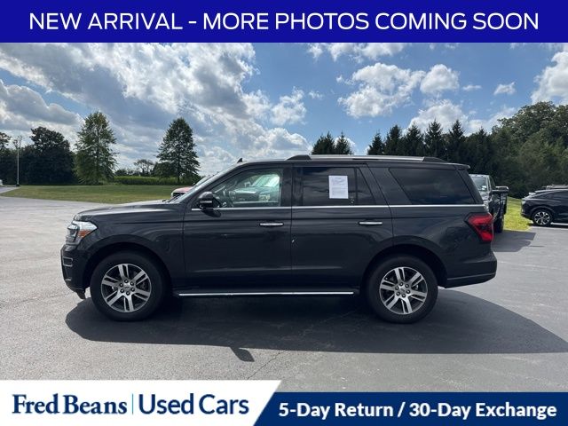 2023 Ford Expedition Limited photo 2