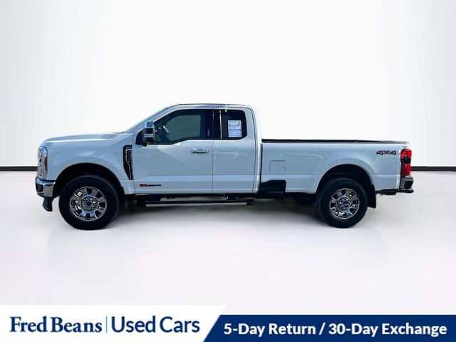 2023 Ford F-250 Lariat photo 4