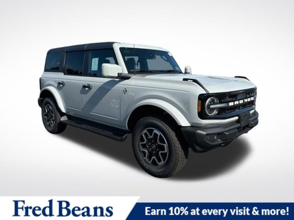 New 2026 Ford Bronco Outer Banks SUV