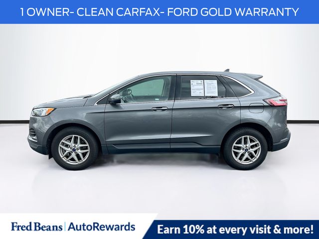 2022 Ford Edge SEL photo 2