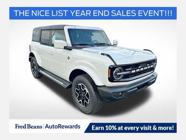 2025 Ford Bronco 4-Door Outer Banks's photo