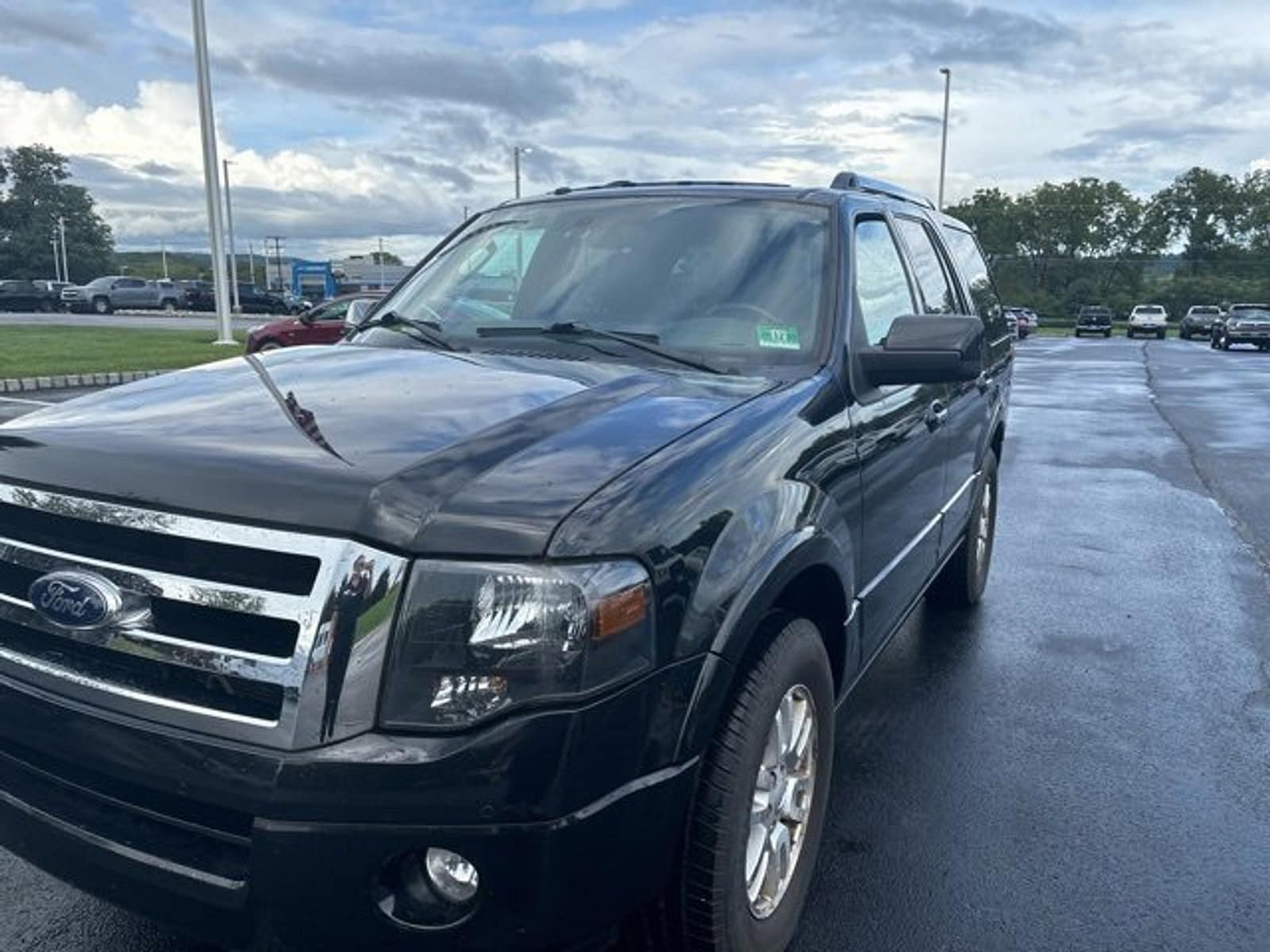 Used 2013 Ford Expedition Limited with VIN 1FMJU2A50DEF02154 for sale in Washington, NJ