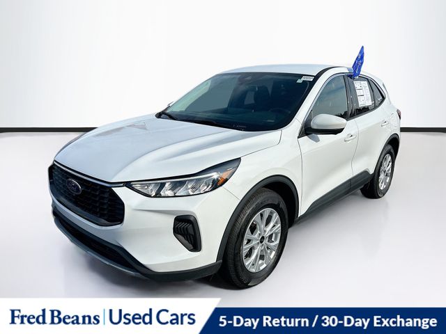 2023 Ford Escape Active photo 3