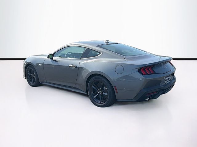 2026 Ford Mustang GT Fastback - Photo 6