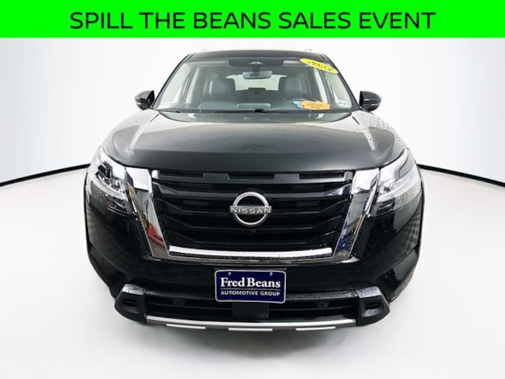 Used 2023 Nissan Pathfinder SL SUV