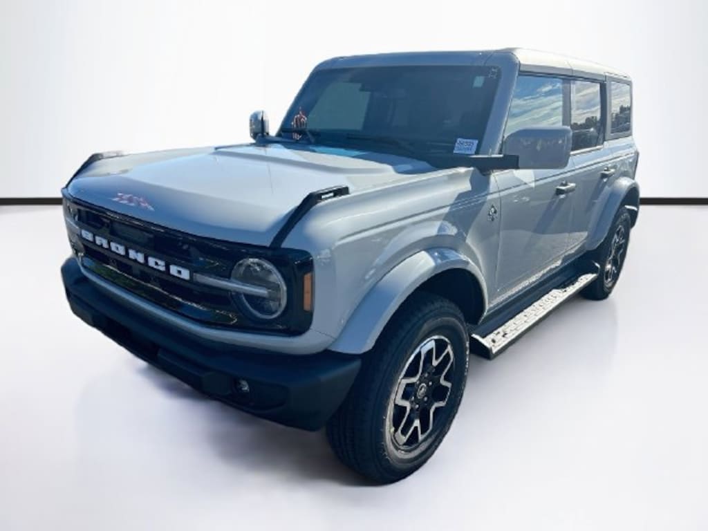 New 2026 Ford Bronco Outer Banks SUV