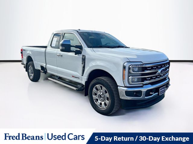 2023 Ford F-250 Super Duty Lariat's photo